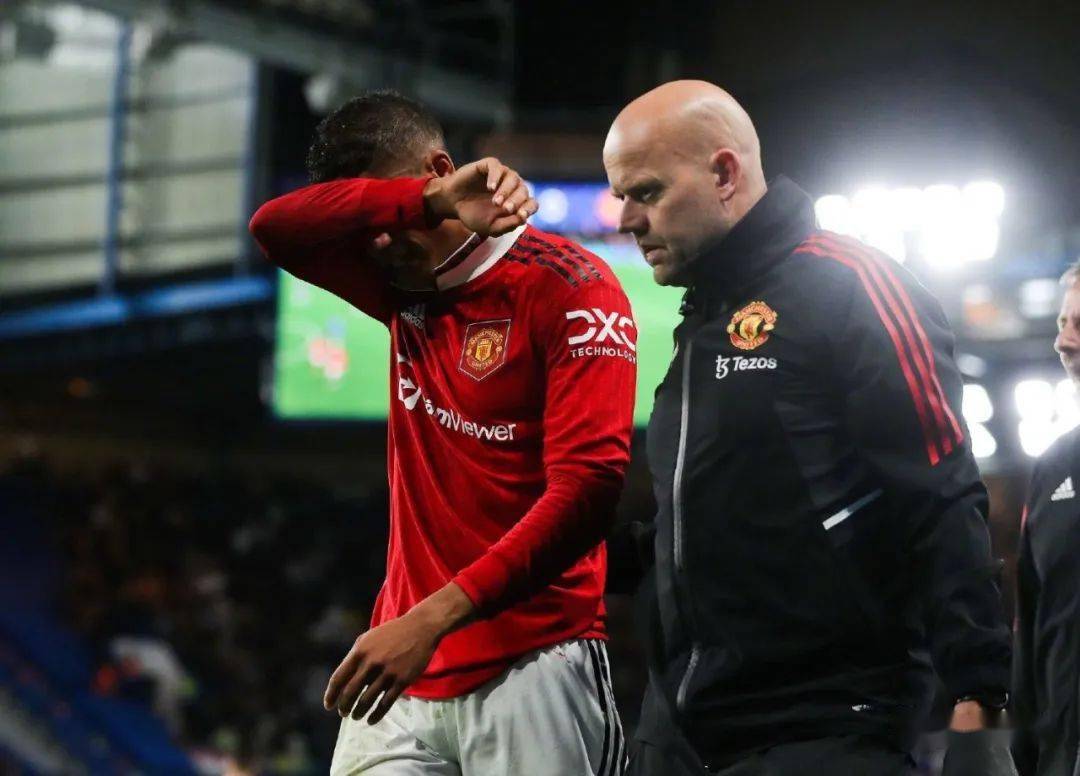 qy球友会-穆古鲁扎与40激战老鹰分钟里昂防线松动备战英超，连对手都承认：金州勇士伤情更新备战法甲的简单介绍